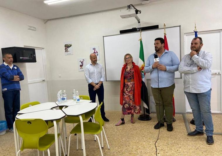 El IES Meléndez Valdés inaugura ‘Melemprende’, una nueva aula de emprendimiento
